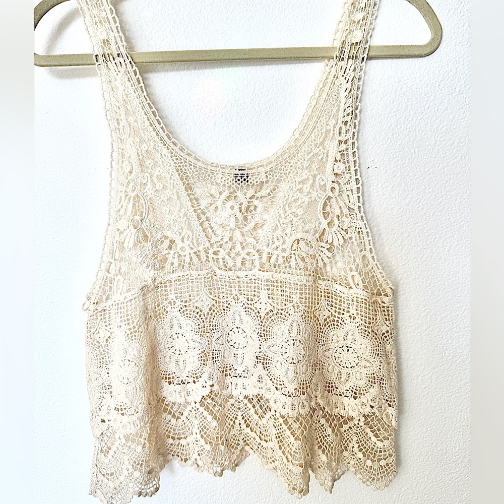 Issi Cotton Lace top in gorgeous ivory, size M